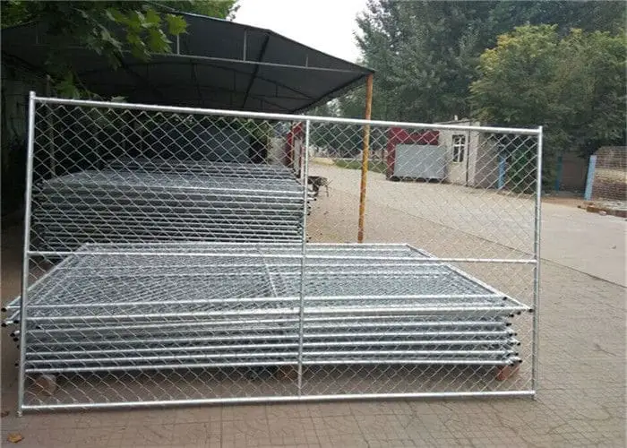 How are construction fence panels used for security purposes