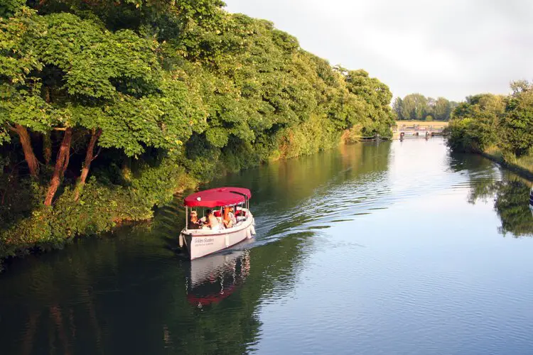 Wedding Boat Oxford