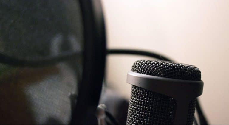 Why is pop filter important while recording?