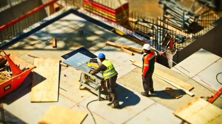 8 Ways to keep your construction site safe