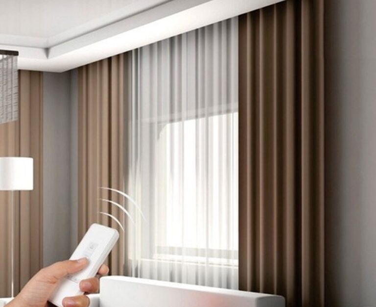 7 Benefits of Choosing Motorized Curtains For Home