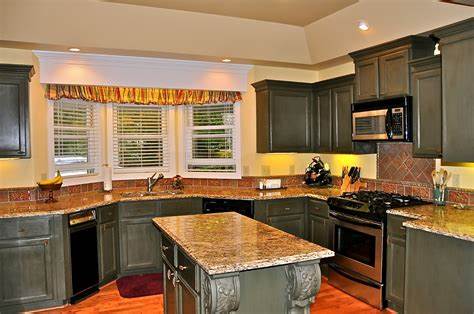 Kitchen Table Dining Nook-A Perfect Addition to Any Kitchen