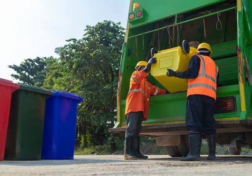 How Junk Removal Services Are Beneficial For Your Junk Disposal