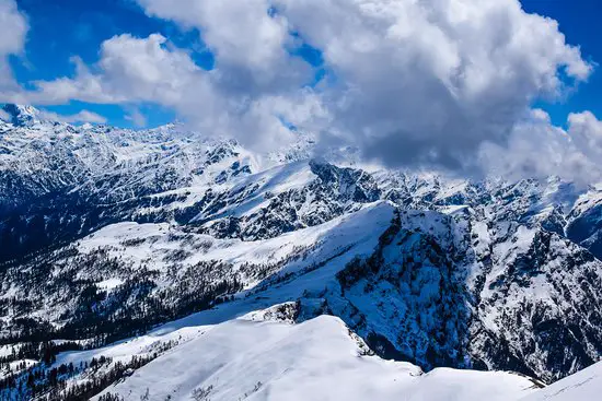 Top 4 Best Winter Treks in Himachal Pradesh