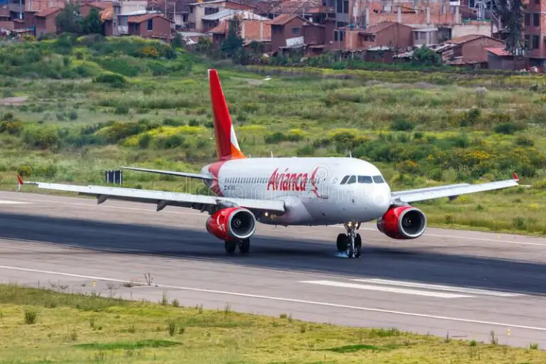 How long does it take to get a refund from Avianca?