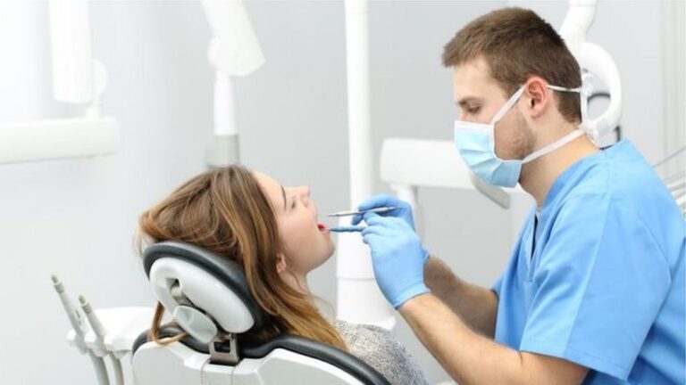 What to do when you need an emergency dentist near me?