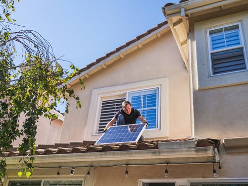 How Big Are Residential Solar Panels?