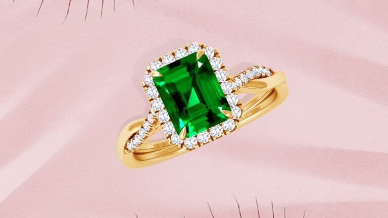 Why should you choose an emerald engagement ring?