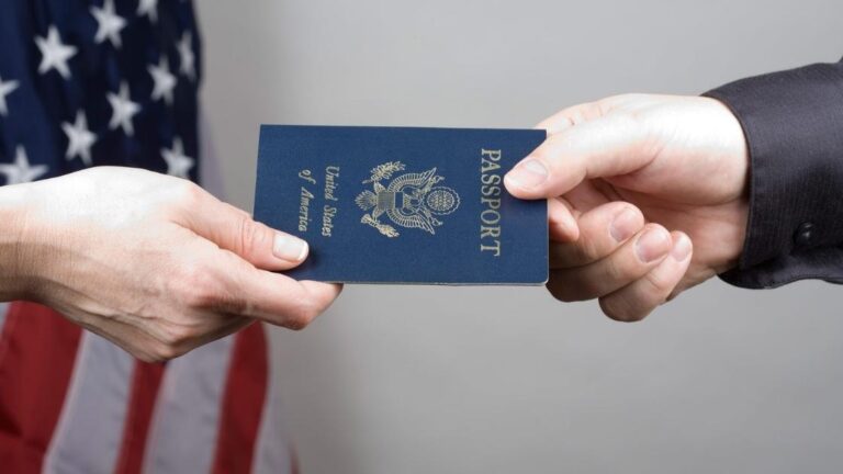 Know How to Get an Emergency Passport and an Expedited Passport