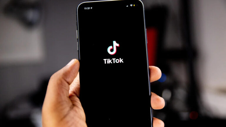 How to Get More Views on Tiktok: 10 Tiktok Growth Hacks for Marketers?