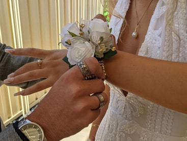 Corsage Perth: The Perfect Floral Accent for Your Special Event