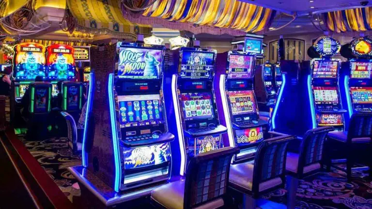 What To Watch Out For In Online Casino Slots Before You Try