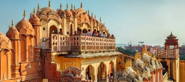 The Ultimate Guide to Planning a Trip from Delhi to Jaipur in 4 Days