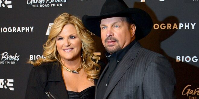 Garth Brooks’s net worth turned up with his singing.
