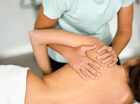 Neck_Back_And_Shoulder_Massage-1064352c