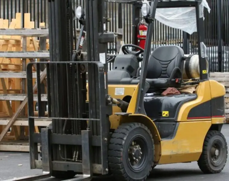 Considerations Before Purchasing a Used Forklift