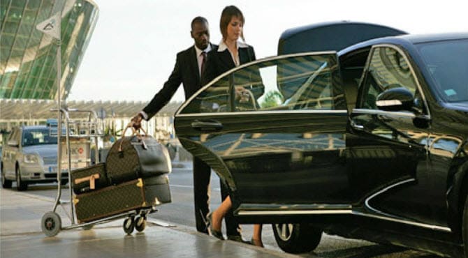 The Benefits of Hiring Airport Limo Services in Seattle