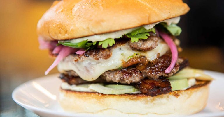 Explore The Top locations for the Best Burgers in Seattle