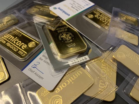 Buying Gold in Canada – Great Tips for Saving Your Money in Small Weights of Gold Bullion