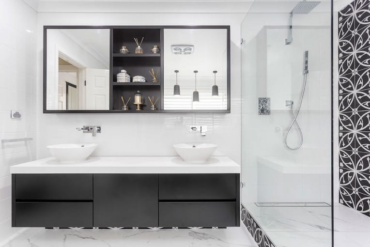 Luxury Bathrooms Shouldn’t Only Be Enjoyed on Holidays – Here Is How to Create One at Home