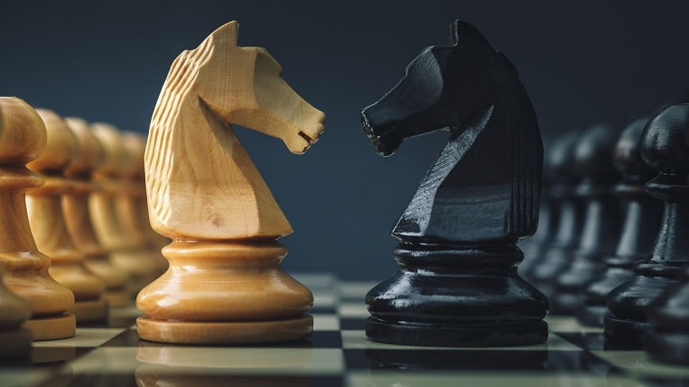 From Beginner to Pro: Expert Tips and Tricks to Scale Up Your Chess Game!