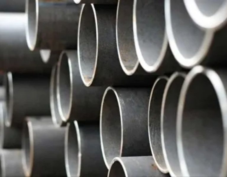 Top Quality Alloy Steel Manufacturer of Seamless Pipes