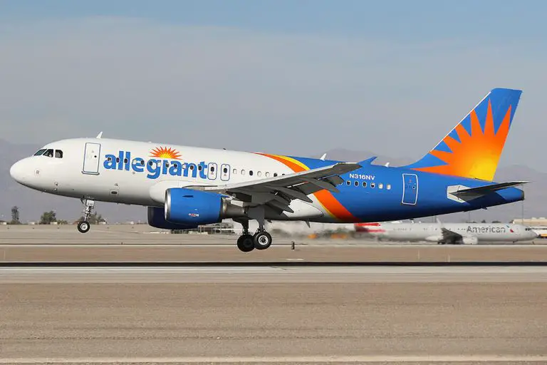 Pros Of Booking Allegiant Airlines Flight Tickets For Future Travel
