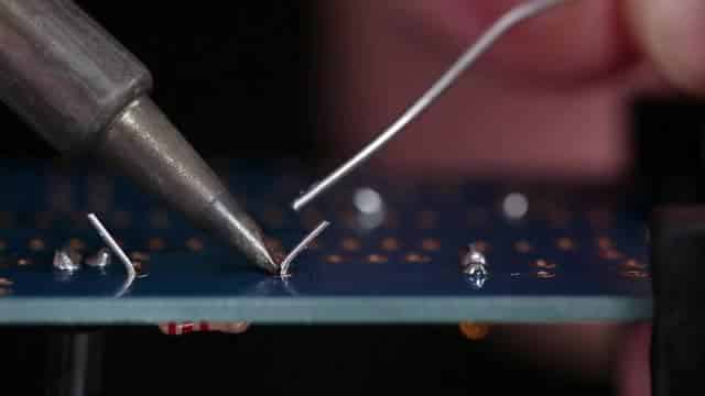 Solder Bump Vertical Probe Cards