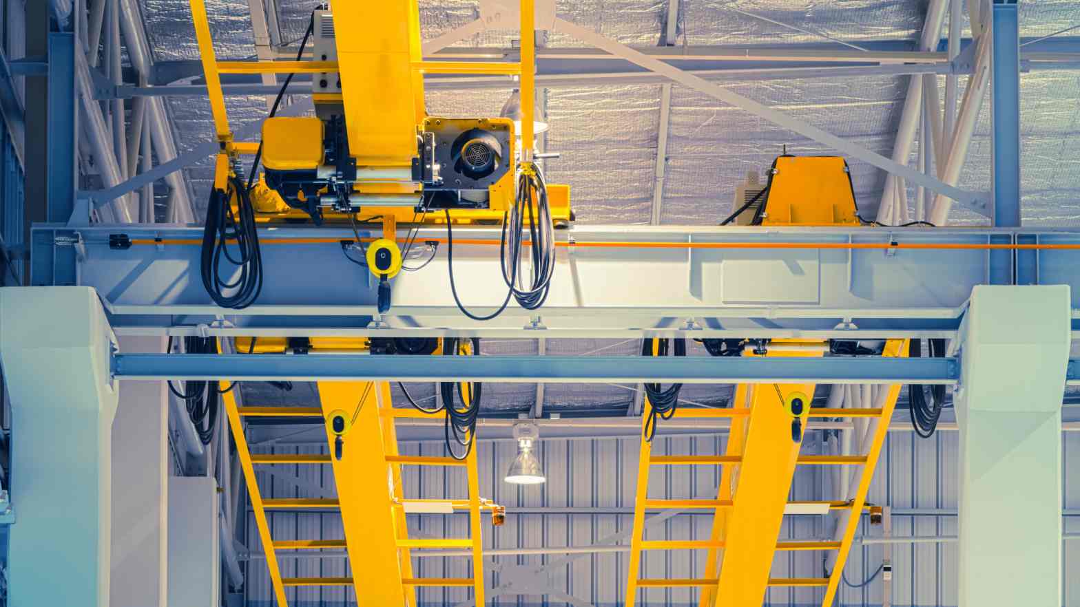 Signs That Tell You to Upgrade or Modernize Your Overhead Crane Equipment