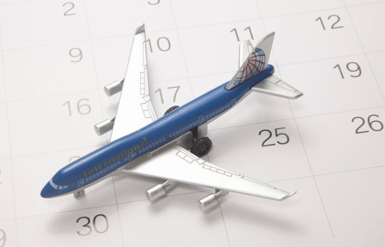 What is the Cheapest Time to Book a Flight Online?