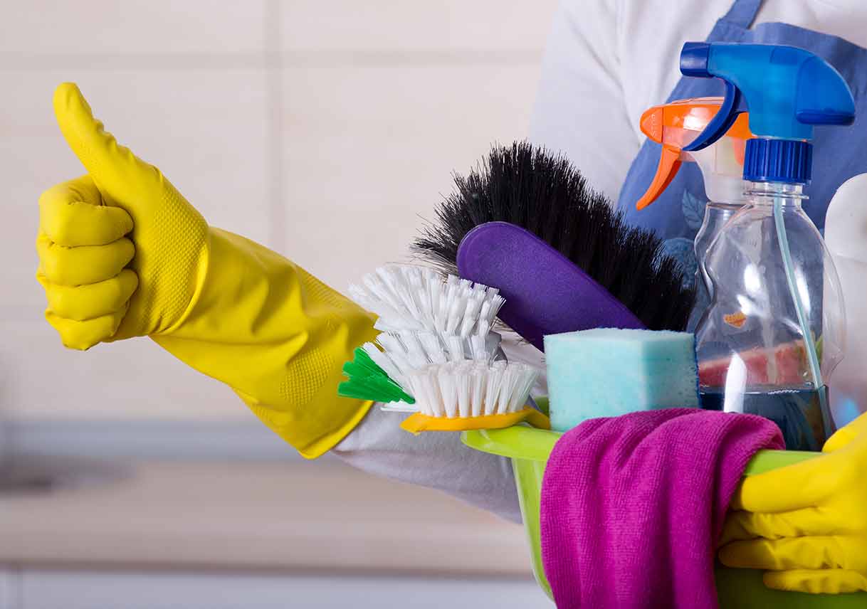 House-Cleaner-Showing-Supplies