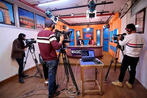 Which Course is Best for Mass Communication? - TheOmniBuzz