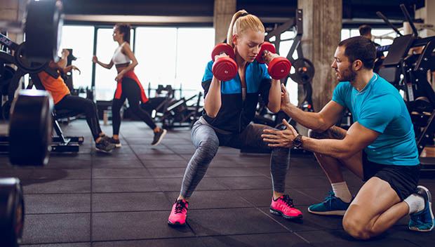 What are the benefits of using a personal trainer san Diego