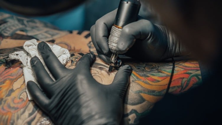 The Benefits of a Tattoo Machine Kit for Beginners