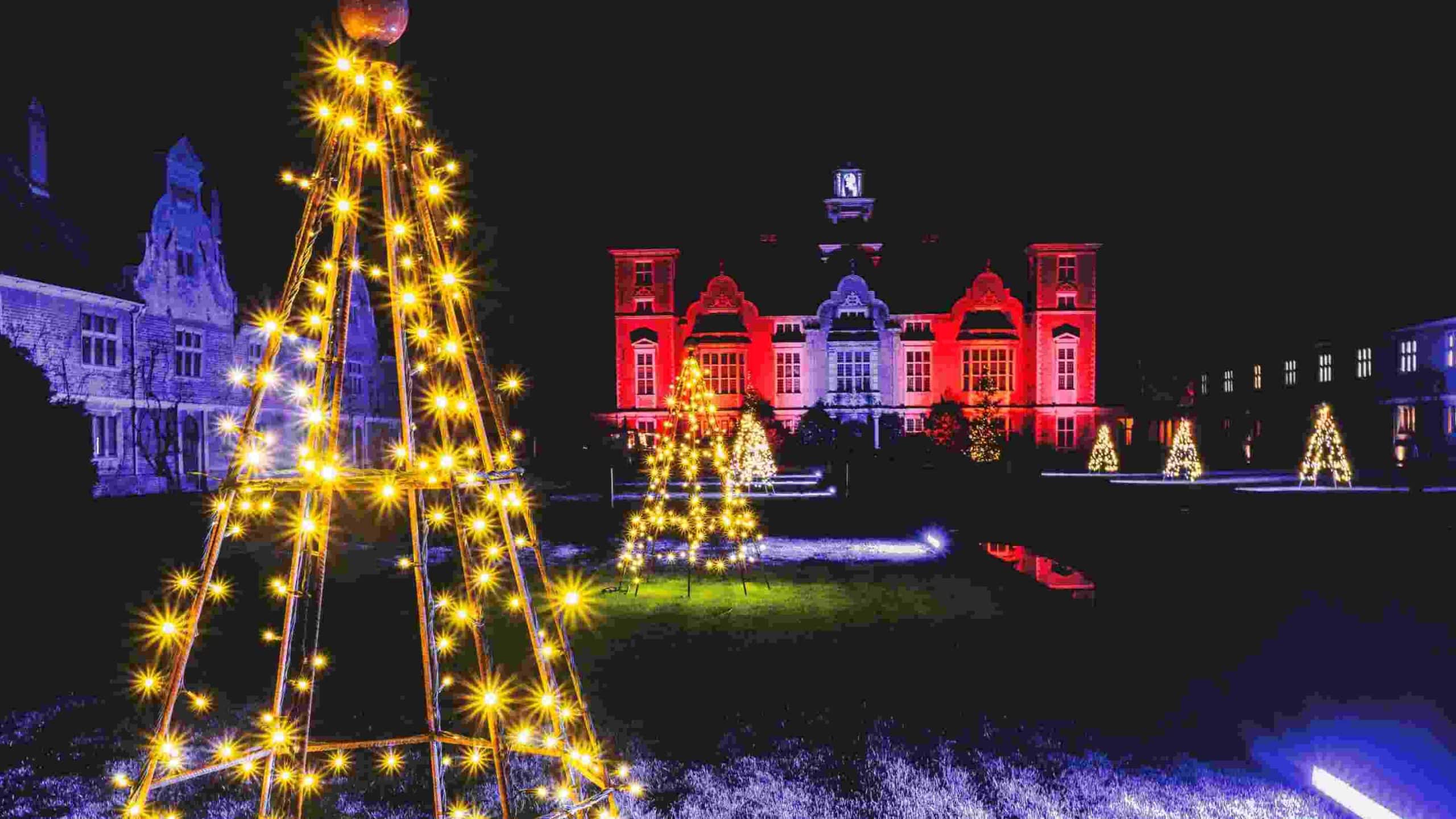 christmas-lights-hall-blickling-