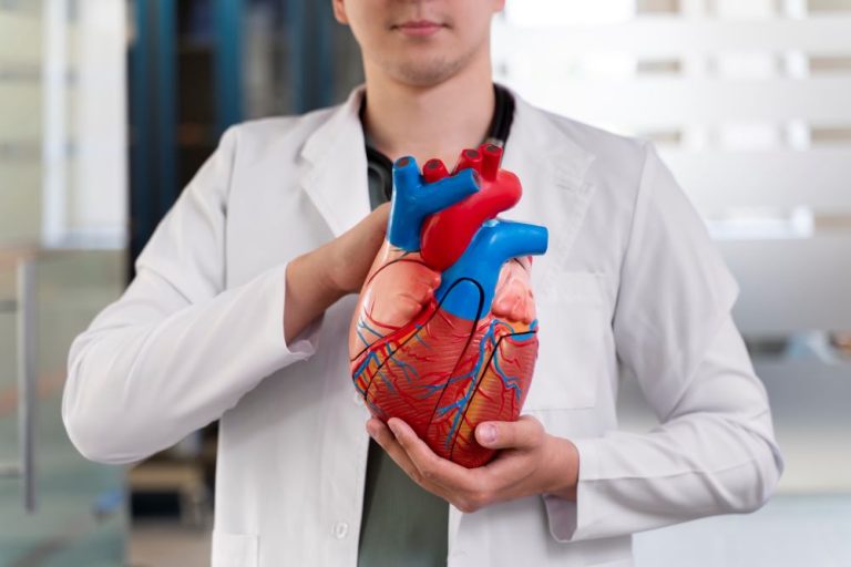 Heart Transplant Surgery – How It Works & Its Benefits