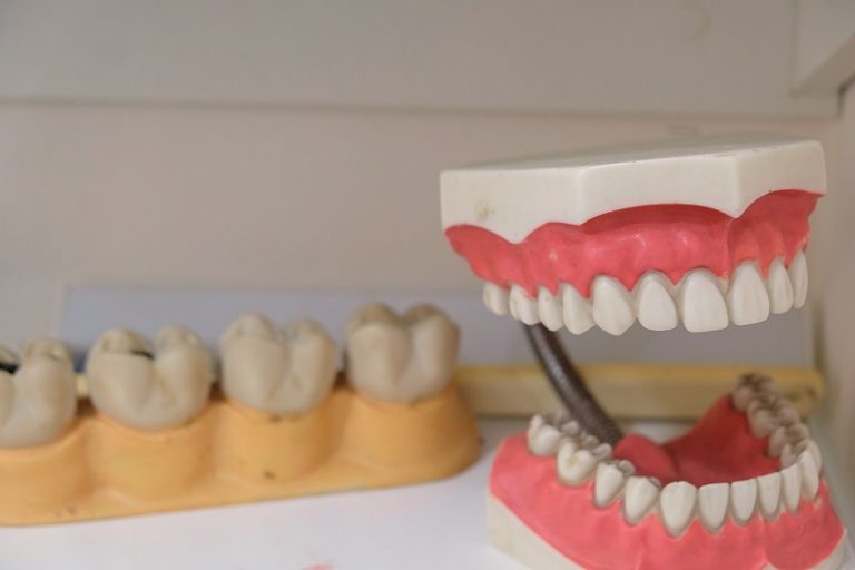 Complete Guide to Dentures: Types, Benefits, and Care Tips