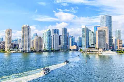 A Miami Vacation with Envoy Air: The Perfect Way to Explore the Magic City