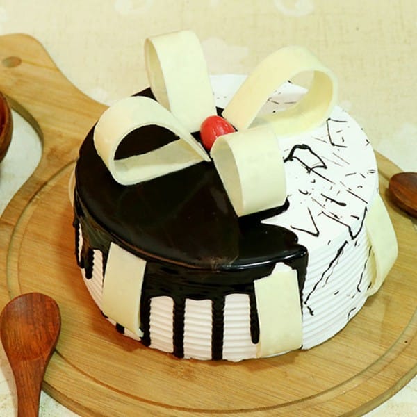 Enjoy Every Moment with Delicious Cake Delivery in Jaipur