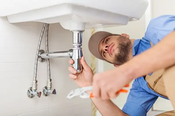 Benefits of Hiring Reliable Plumbing in Scottsdale and Phoenix for Water Treatment