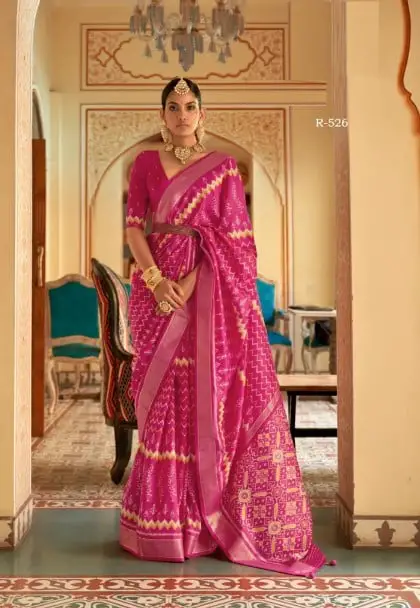 Exquisite Sarees in Dubai -Traditional & Contemporary Styles