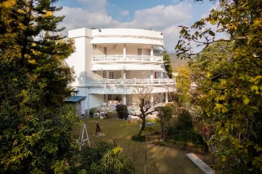 luxury villa in dehradun