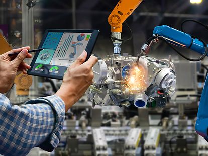 Smart Manufacturing Market Size, Share, Trends, Growth Drivers, and Forecast 2023-2028