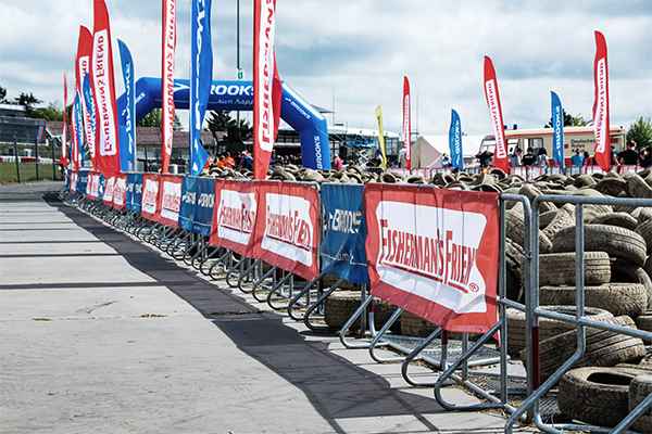 Temporary Crowd Control Barriers_