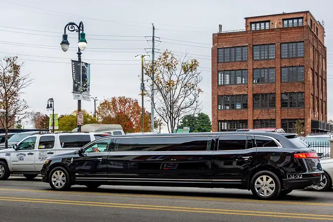 Navigating the City in Style: The Excellence of NYC State Limo Services