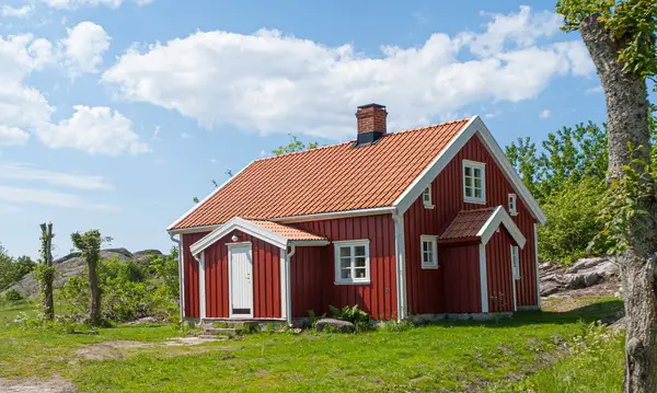 The Many Uses for Pole Barns in Kansas