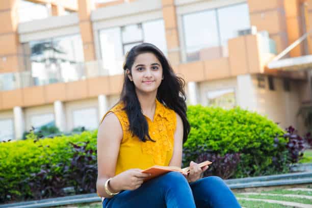 best college for LLB in Jaipur