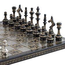 “The Regal Symphony: Exploring the Elegance of Luxury Chess Sets”