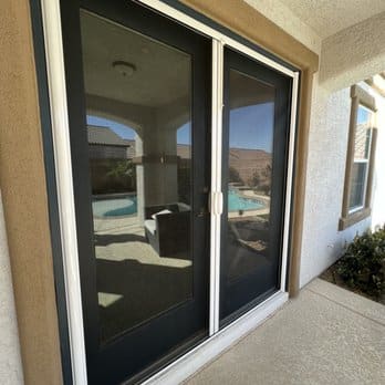 Invisible Charm: Single Screen Doors That Blend Seamlessly