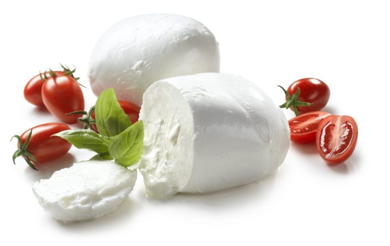 Mozzarella Cheese Supplier in Oman